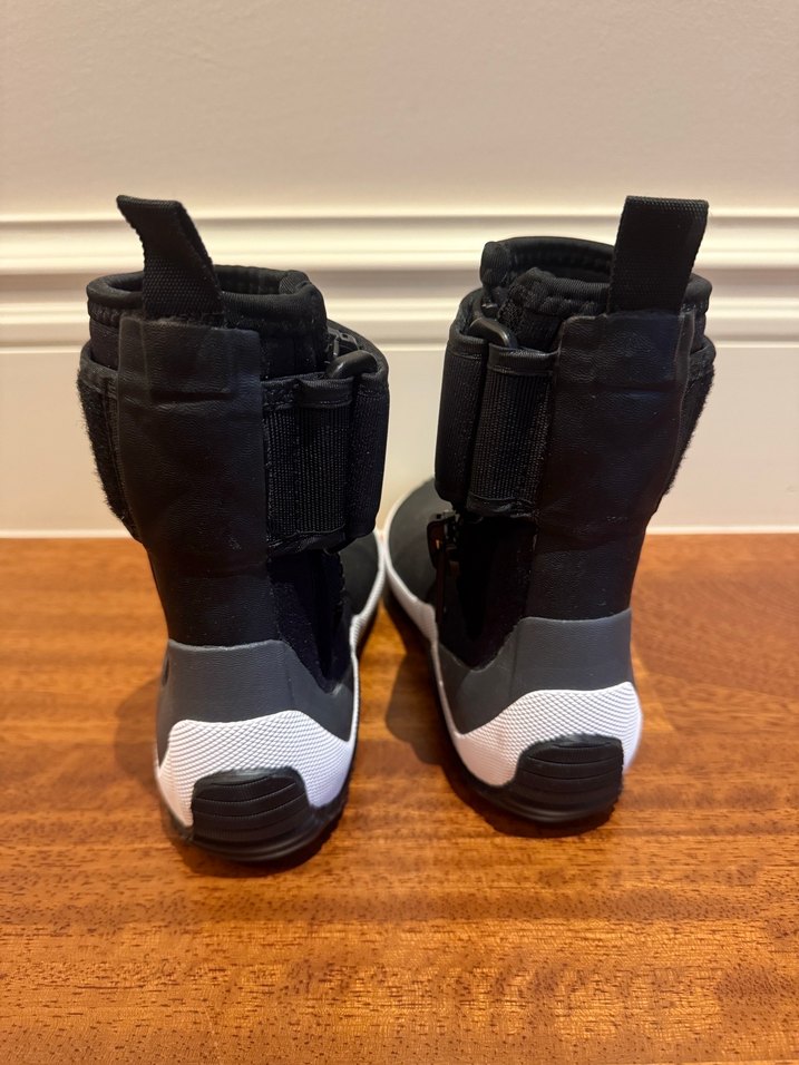 Gill marka neoprene cocuk yelken bot - Görsel 3