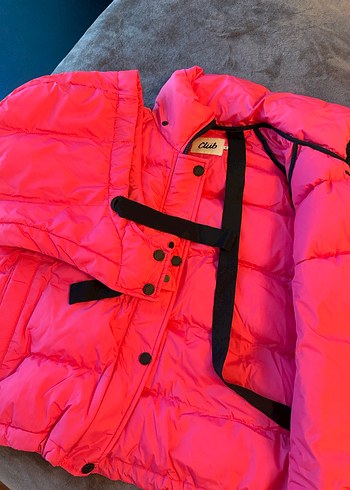 Düğmeli Pembe Kısa Kadın Kışlık Mont - Görsel 4