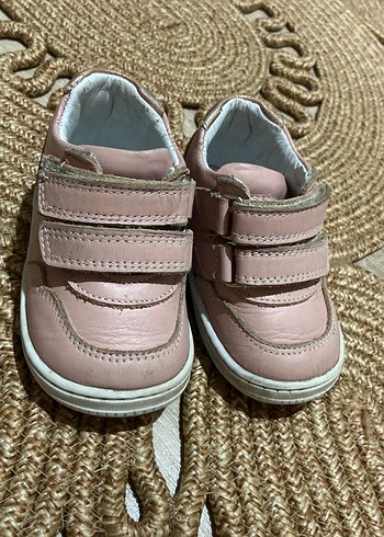 Kız Çocuk Pembe Cırt Cırtlı Spor Ayakkabı
