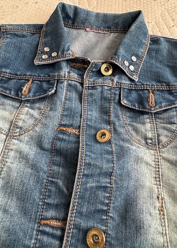 Kız Çocuk Düğmeli Kot Ceket - Görsel 2