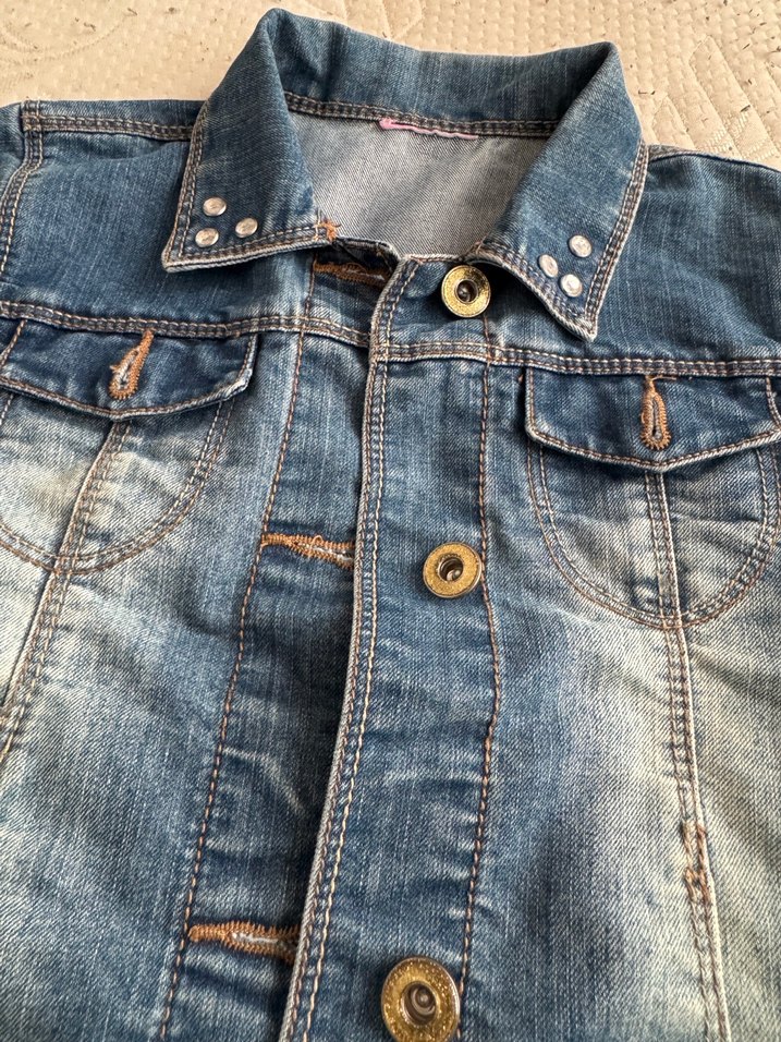 Kız Çocuk Düğmeli Kot Ceket - Görsel 2