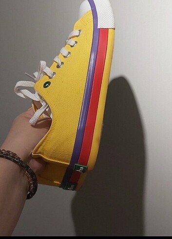 39 Beden sarı Renk Benetton Converse spor ayakkabı