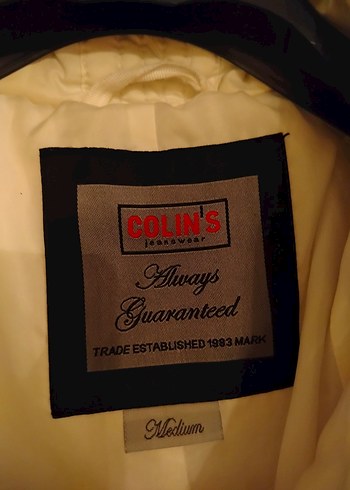 m Beden beyaz Renk Colin's Fermuarli ve Citcitli Beyaz Kısa Kadın Mont