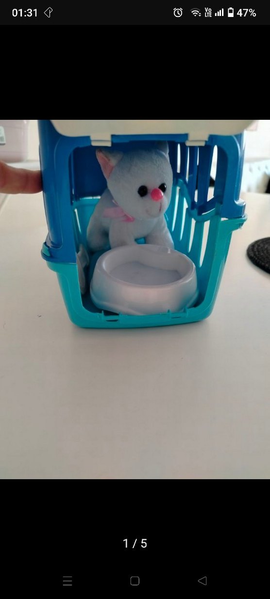 Beyaz Peluş Kedi Oyuncağı ve Taşıma Kutusu - Görsel 2