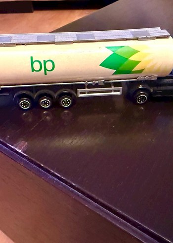 Beden Beyaz BP Tanker Oyuncak Kamyon