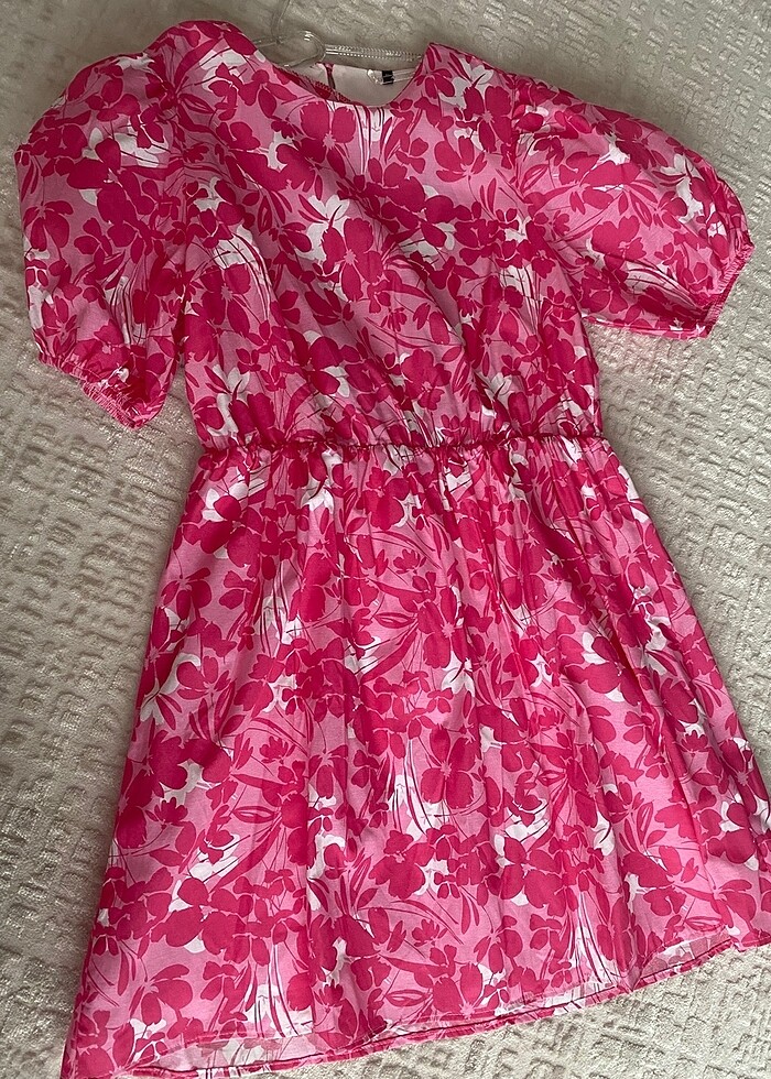 Pembe elbise - Görsel 2