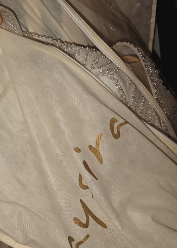 Işıl ışıl parlayan kumaşlı A kesim kendinden tarlaranlı Gelinlik - Görsel 13