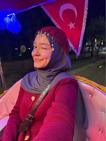 Ağ desenli aksesuar başlık