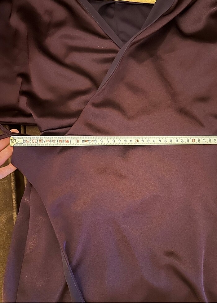 Mor balon kollu saten elbise - Görsel 4