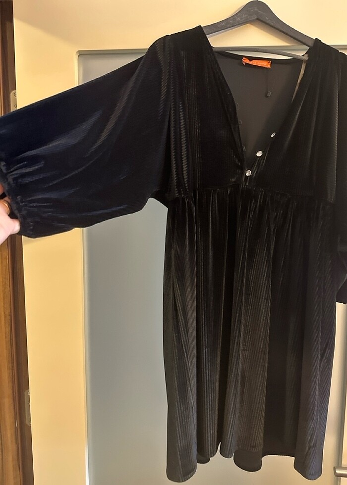 Kadife balon kol mini elbise - Görsel 2