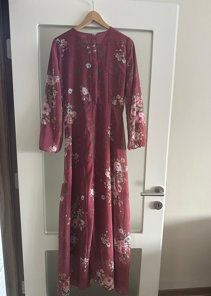Bordo çiçekli uzun şifon elbise - Görsel 2