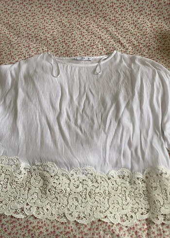 Dantel Detaylı Beyaz Keten Bohem Bluz - Görsel 2