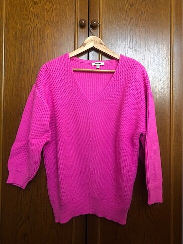 Pembe v yaka