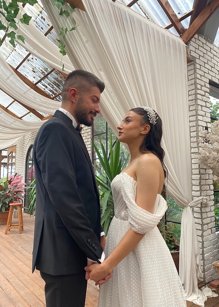 Beyaz düz gelinlik - Görsel 3