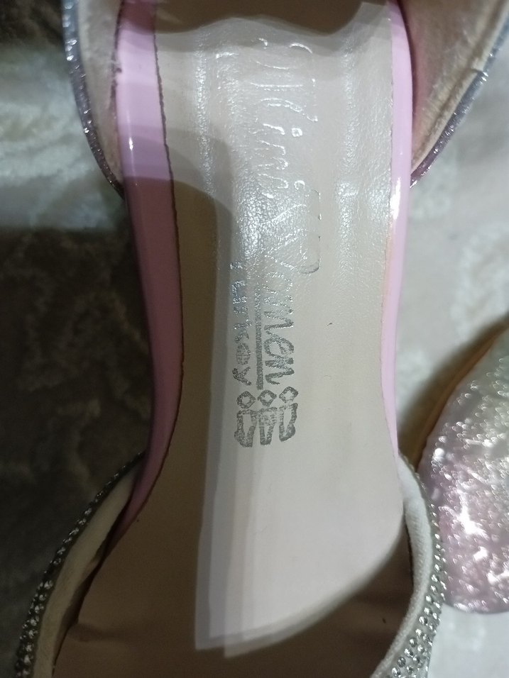 Parlak Bağcıklı Kız Babet Ayakkabı - Görsel 4