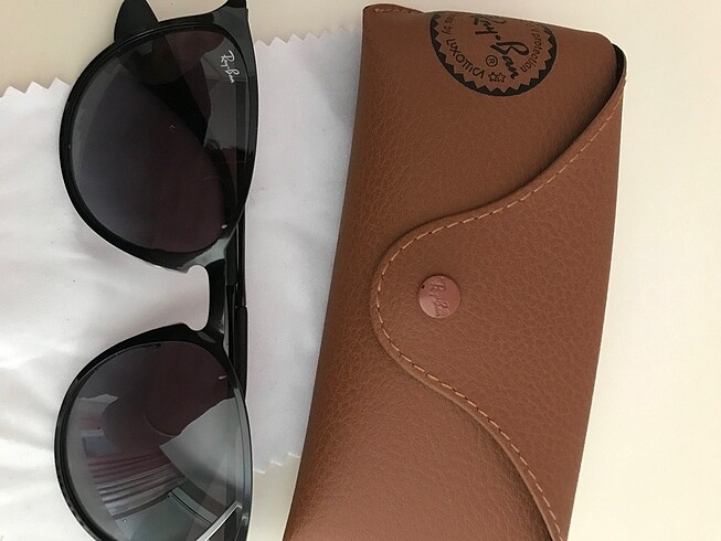 Ray ban güneş gözlüğü