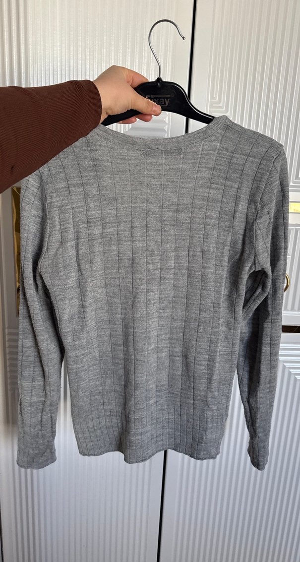 Gri Uzun Kollu Triko Kadın Kazak - Görsel 2