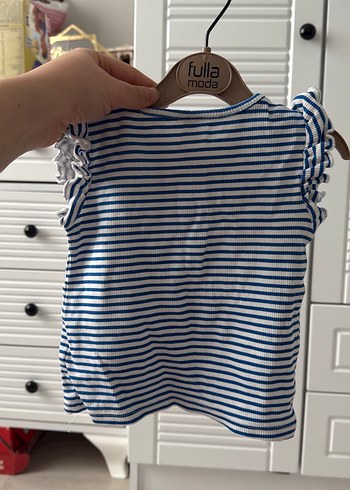 LCW Kız Çocuk Mavi Çizgili Fırfırlı Tişört - Görsel 3