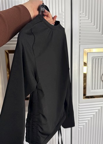 Siyah Uzun Kollu Dar Kesim Bluz - Görsel 3