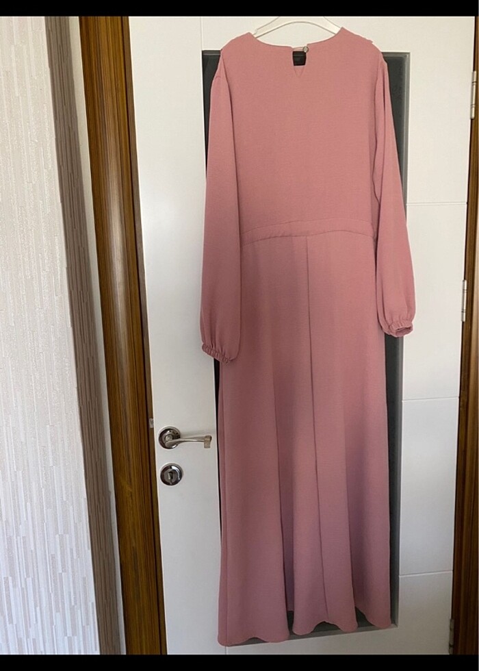 Pembe tesettür elbise - Görsel 3