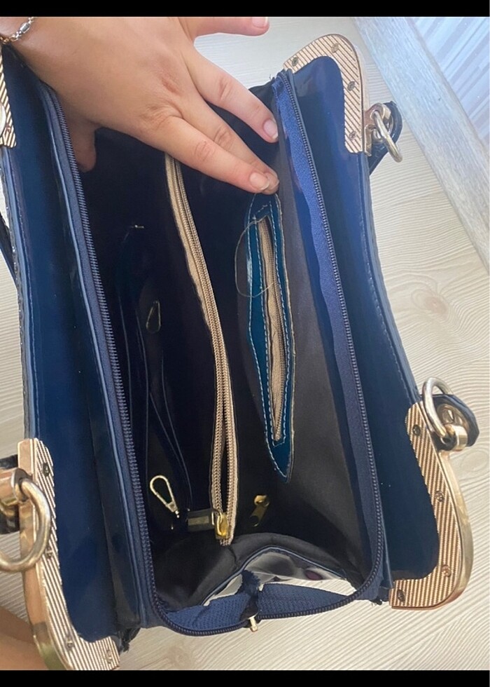 Lacivert kol çantası - Görsel 3