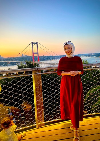 Uzun Kollu Kırmızı Salaş Uzun Elbise