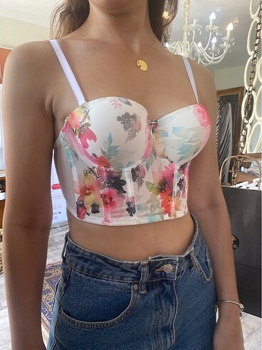 Çiçekli beyaz soft bralet