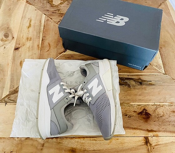 New Balance NB247 Spor Ayakkabı