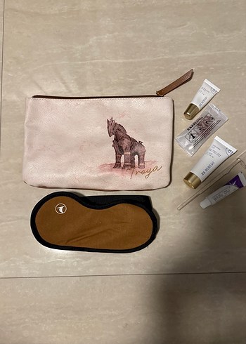 Krem suni Deri Makyaj Çantası - Görsel 4