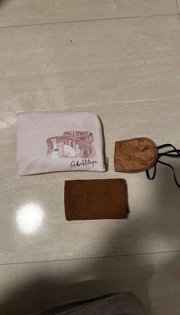 Bej  Baskılı Fermuarlı Makyaj Çantası - Görsel 4