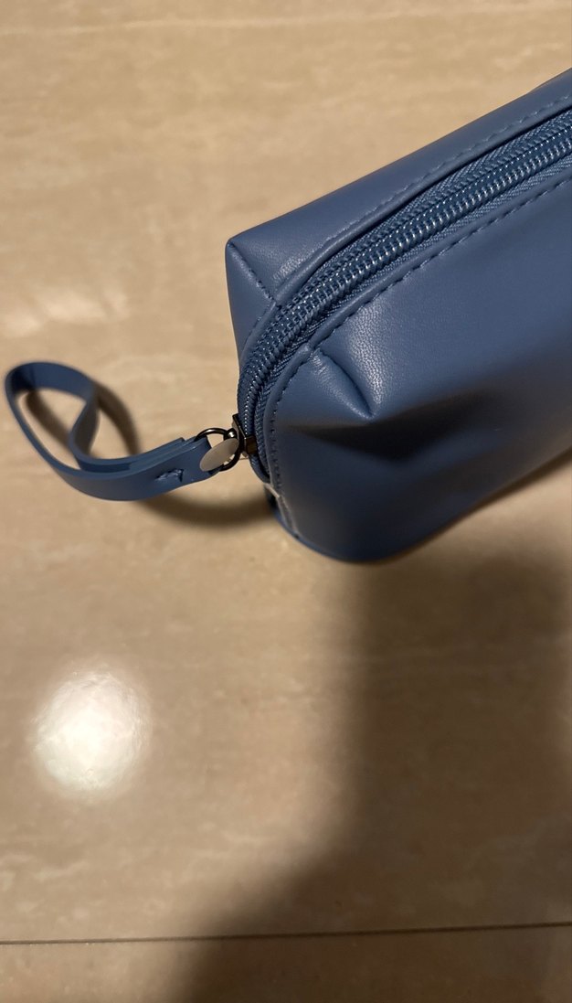 Mavi Deri Kadın Makyaj Çantası - Görsel 3