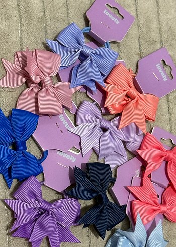 Renkli Fiyonk Detaylı Çocuk Toka Seti - Görsel 2