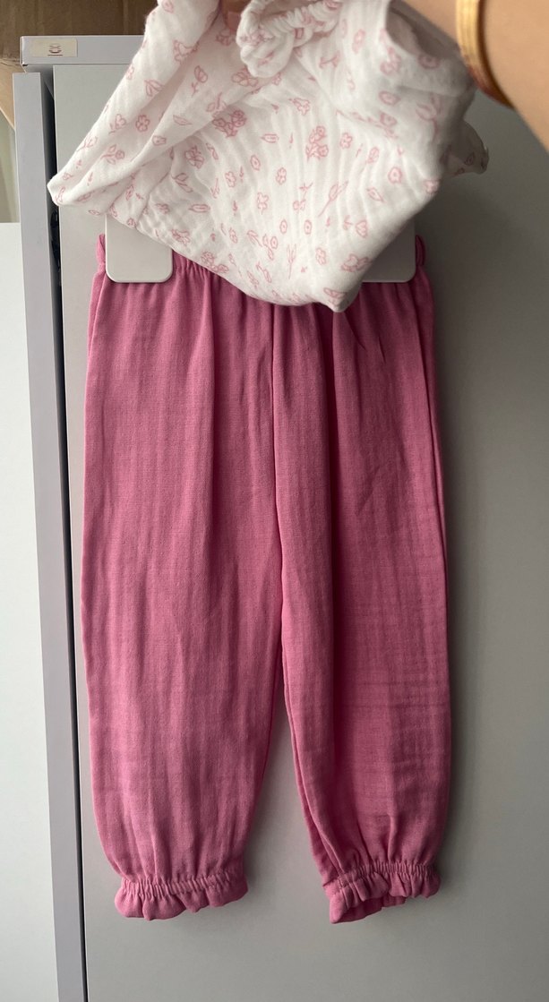 Pembe Baskılı Uzun Kollu Bebek Kız Takımı - Görsel 2