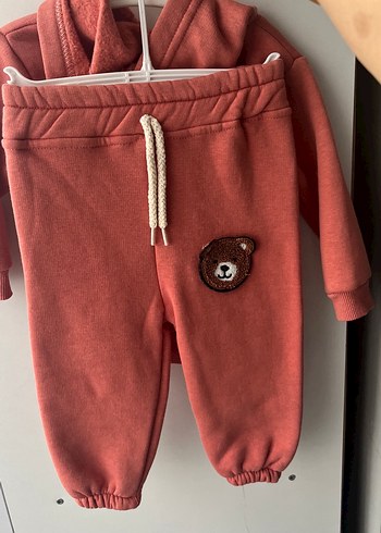 Kahverengi Kapüşonlu Erkek Bebek Takımı - Görsel 2