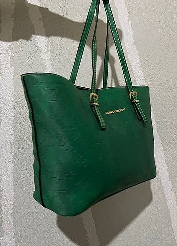 Louıs Vuitton canta