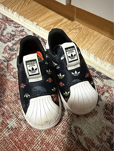 Adidas ayakkabı