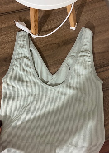 V Yaka Kolsuz Bej Basic Atlet - Görsel 2