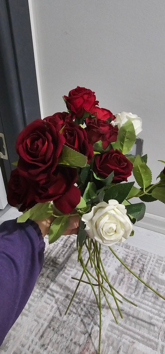 Bordo yapay gül demeti - Görsel 2