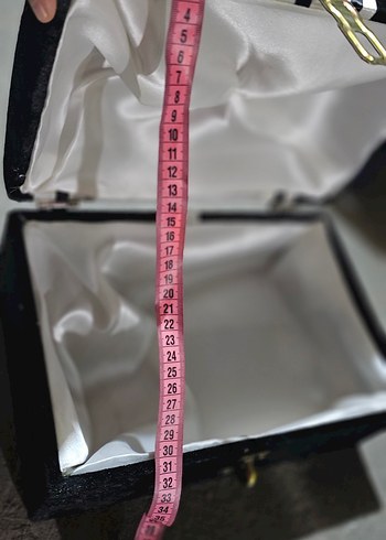 Kemer Tokalı Siyah sandık - Görsel 5