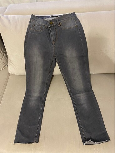 Gri jean pantolon