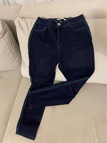 Yüksek bel lacivert jean