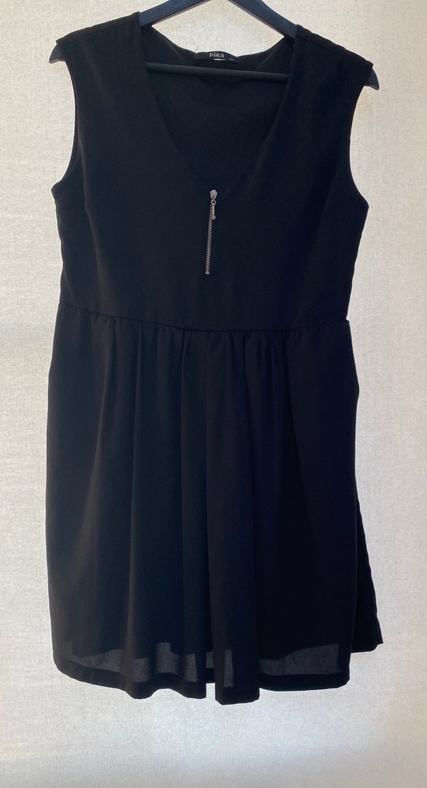 Siyah V Yakalı Kolsuz şifon gece  Elbisesi beden 40 - Görsel 3