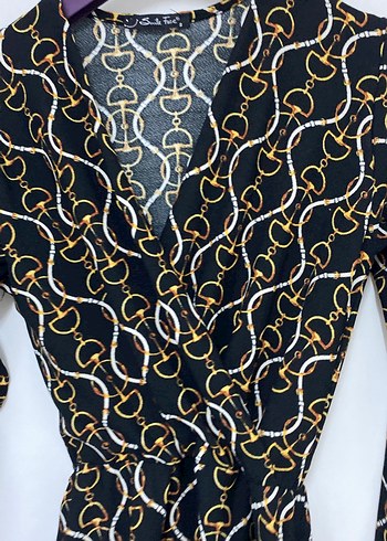 Zincir Detaylı Siyah Midi Elbise - Görsel 3