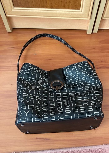 Siyah Deri Baskılı Kadın Çanta - Görsel 2