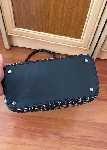 Siyah Deri Baskılı Kadın Çanta - Görsel 3