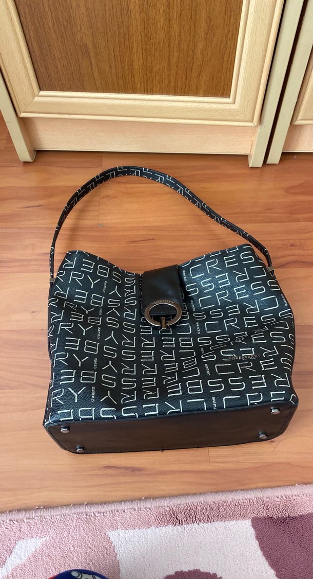 Siyah Deri Baskılı Kadın Çanta - Görsel 2