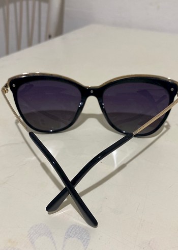 Klasik Siyah Kadın Güneş Gözlüğü osse marka  metal kulp orjinal - Görsel 3