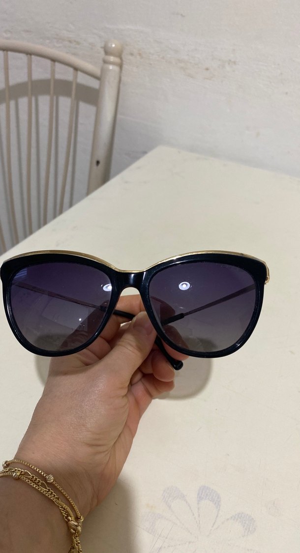 Klasik Siyah Kadın Güneş Gözlüğü osse marka  metal kulp orjinal - Görsel 4