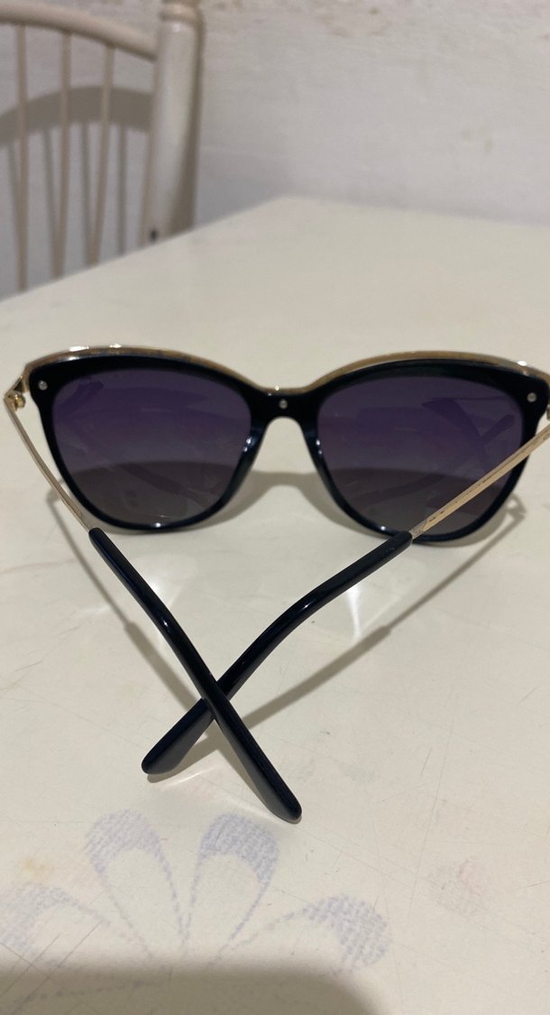 Klasik Siyah Kadın Güneş Gözlüğü osse marka  metal kulp orjinal - Görsel 3