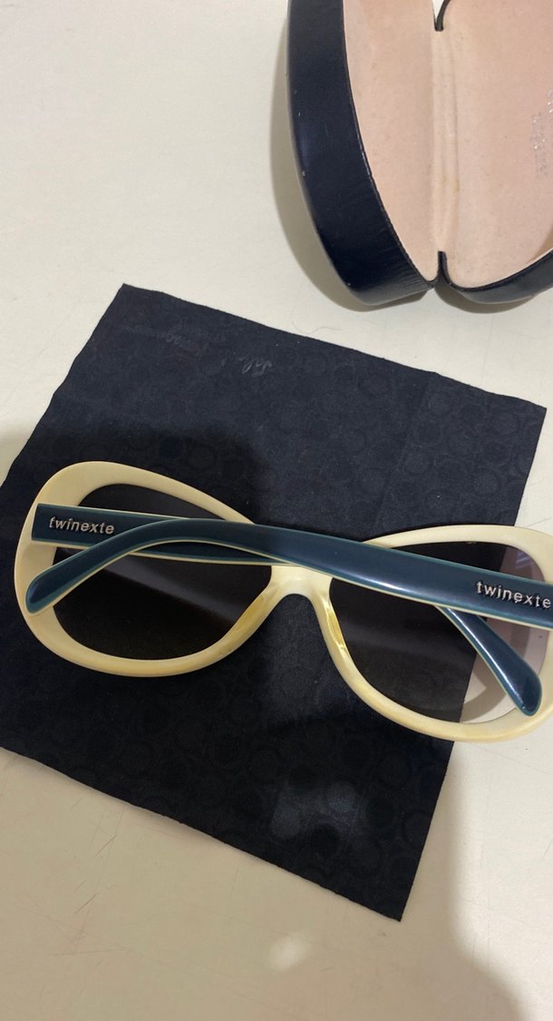 Yeşil  Minimalist Kadın Güneş Gözlüğü twinexte marka - Görsel 3